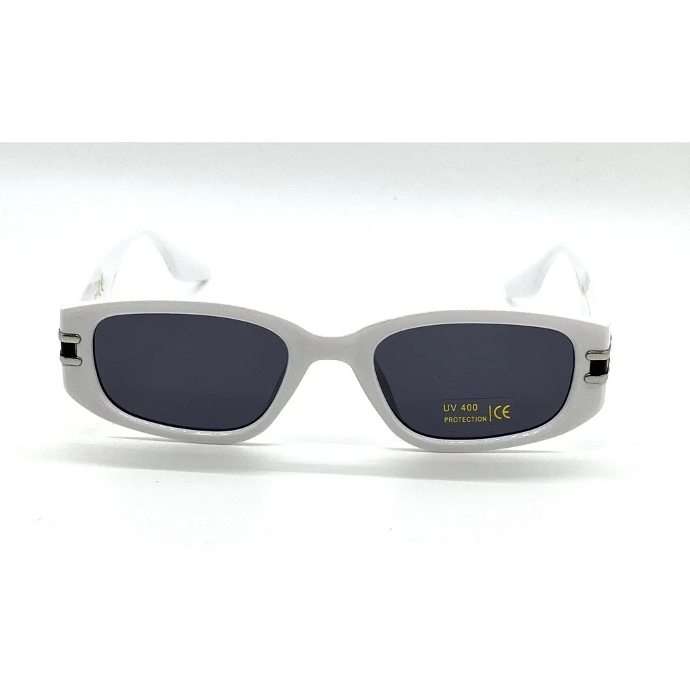 N/A chic white
